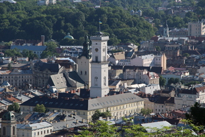 Rathaus und Altstadt von Lviv